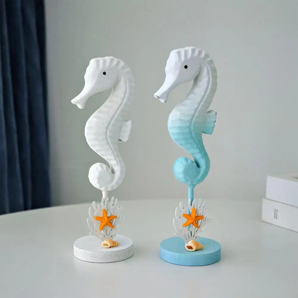 Coastal Beach Bird Figurine - Unique Nautical Statue for Home & Garden Decor